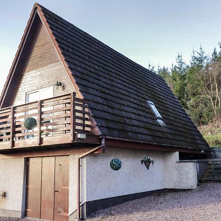 Larchfield Chalet 1 Villa Auchterneed Esterno foto